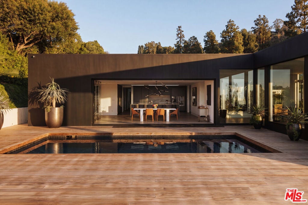 500 Chalette Drive