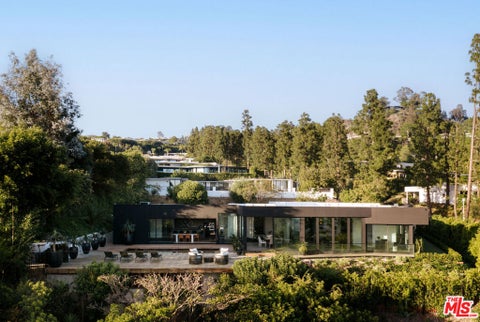 Photo of 500 Chalette Drive, Beverly Hills, CA 90210 (MLS # 26873975)