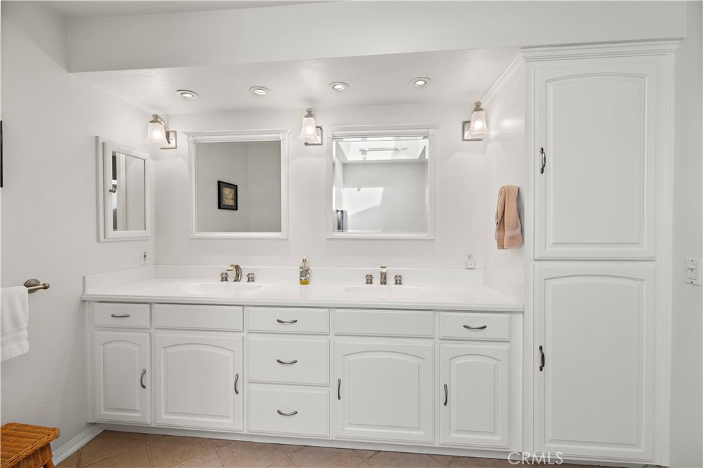 Casta Del Sol - Carmel (CR) - Residential