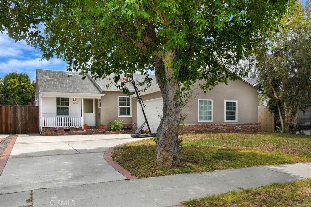 5836 Norwich Ave.