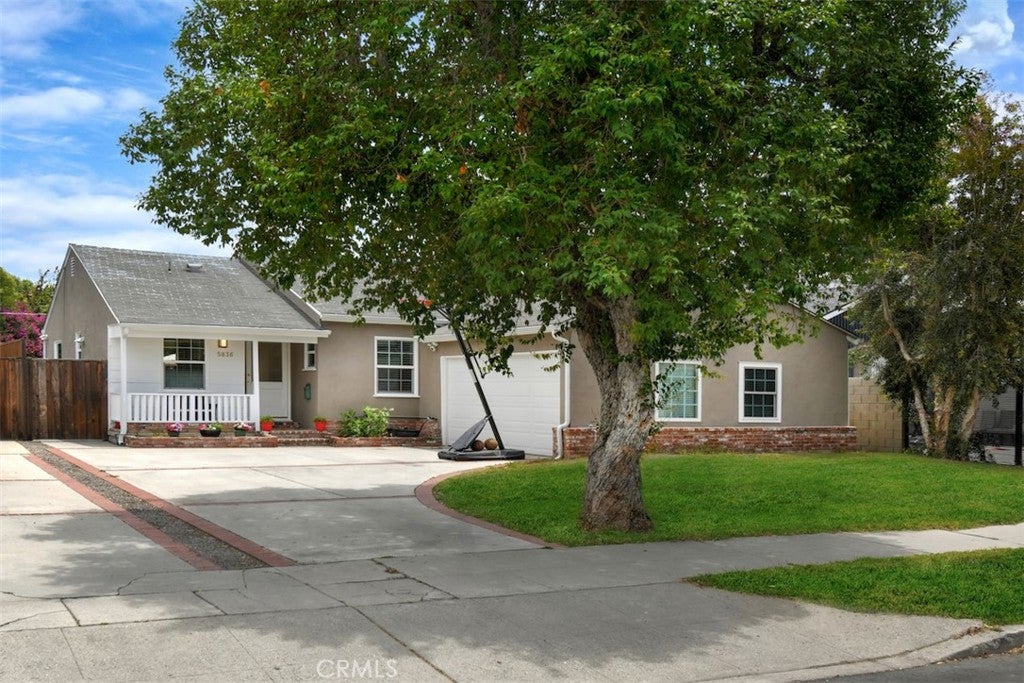 5836 Norwich Ave.