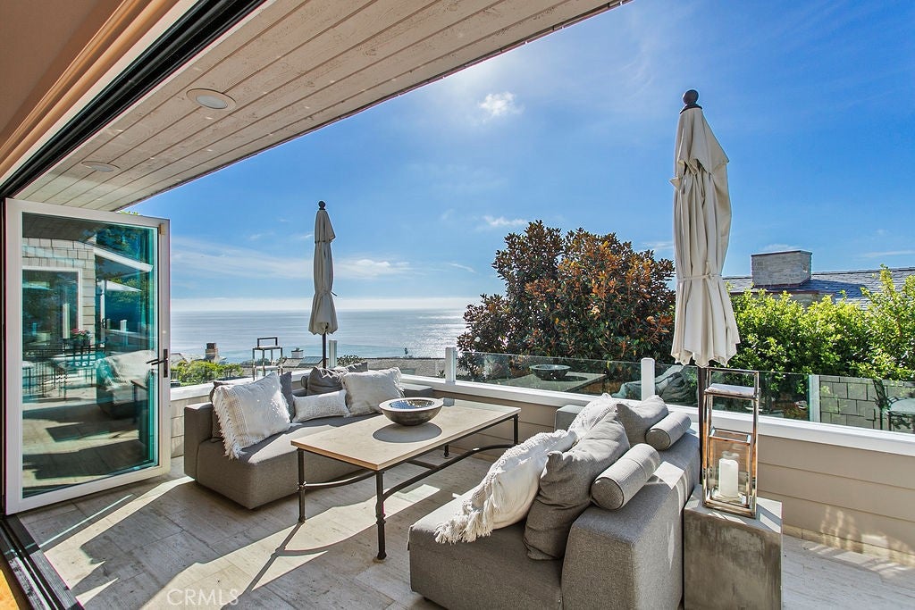 1010 EMERALD BAY, Laguna Beach CA 92651 - Photo 7