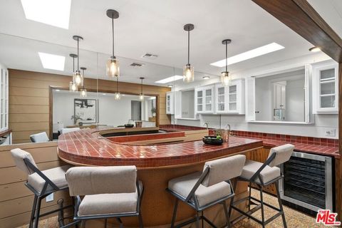 Tiny photo for 159 Granville Avenue, Los Angeles, CA 90049 (MLS # 25615833)