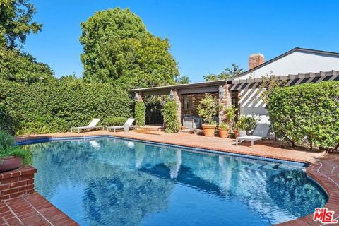 Tiny photo for 159 Granville Avenue, Los Angeles, CA 90049 (MLS # 25615833)