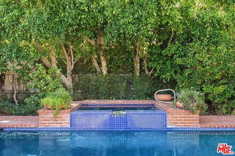 Tiny photo for 159 Granville Avenue, Los Angeles, CA 90049 (MLS # 25615833)