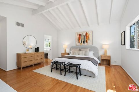 Tiny photo for 159 Granville Avenue, Los Angeles, CA 90049 (MLS # 25615833)