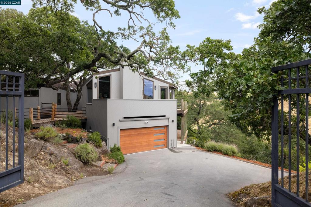 2 Leeward Glen, Lafayette CA 94549