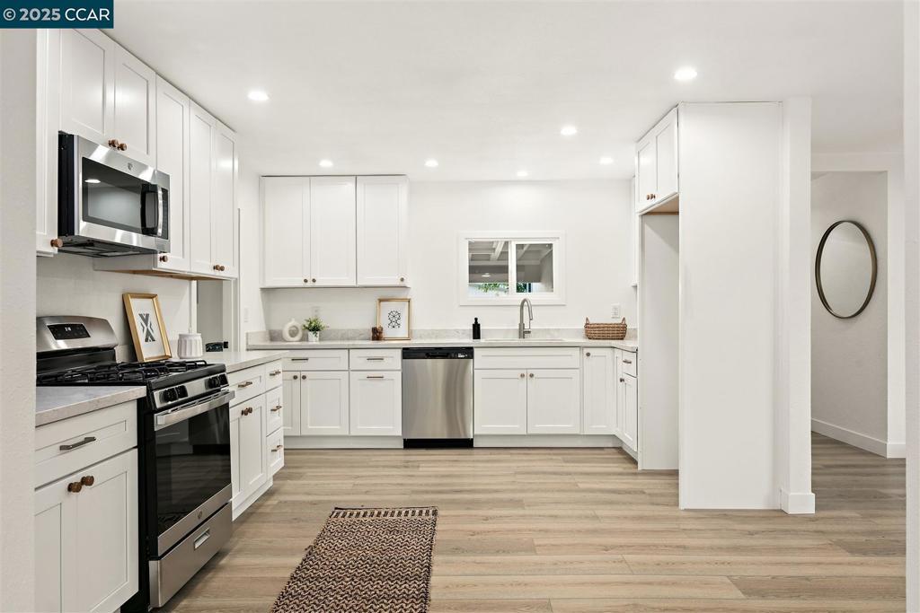 HILLTOP/FAIRMEDE - Residential