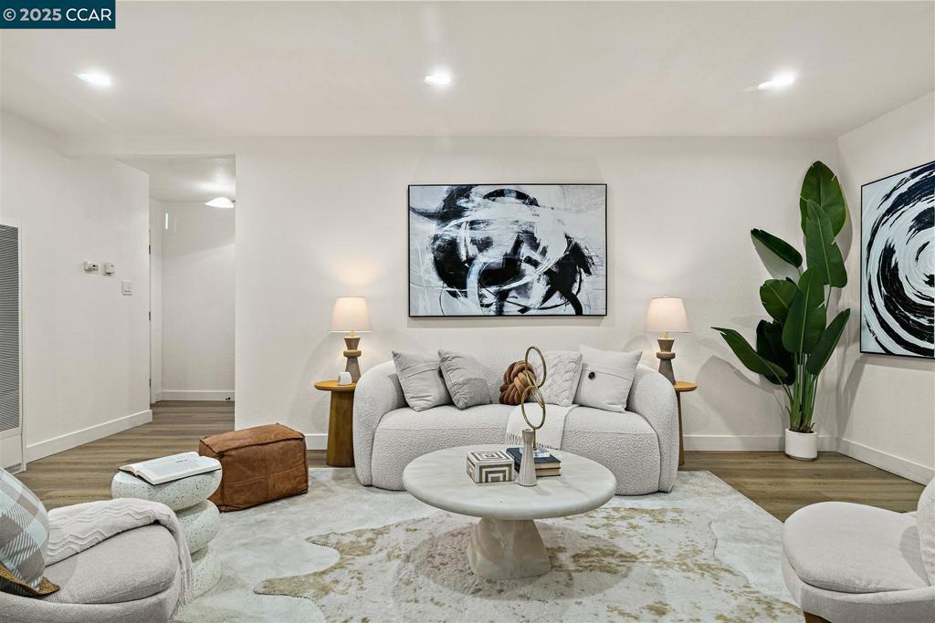 HILLTOP/FAIRMEDE - Residential