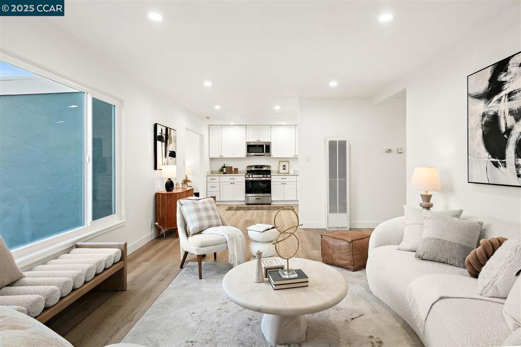 HILLTOP/FAIRMEDE - Residential