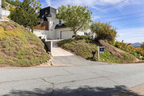 1128 Dawnridge Avenue El Cajon CA 92021