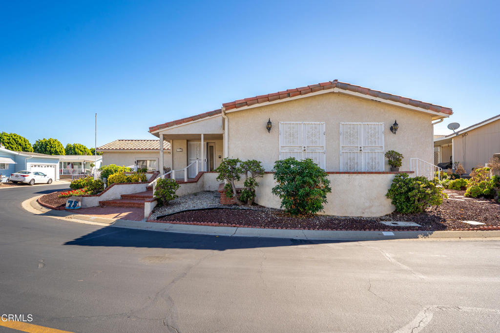 75 Poinsettia Gardens Drive