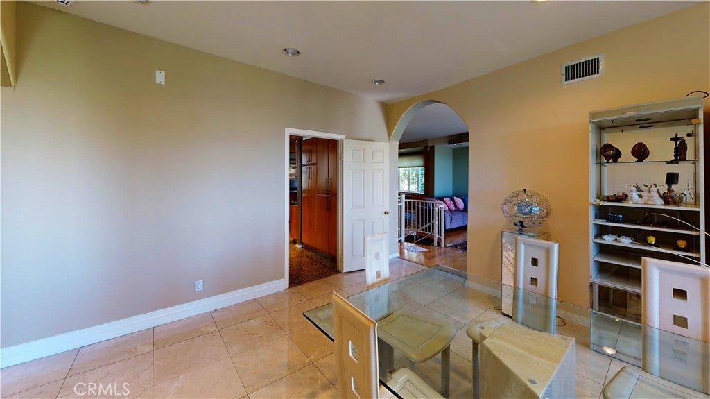 4936 Llano