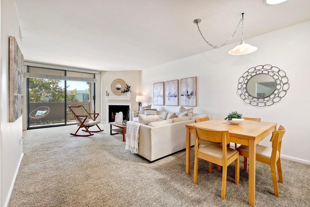 3098 Rue Dorleans 328