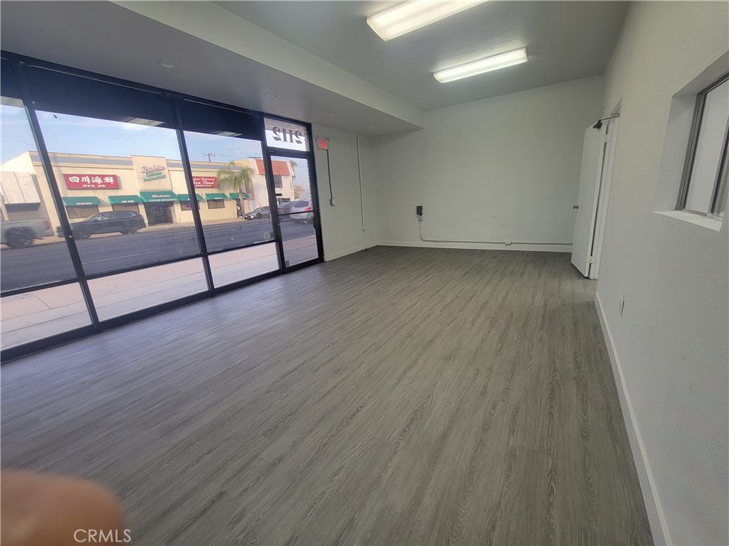 2112 Pacific Coast Highway