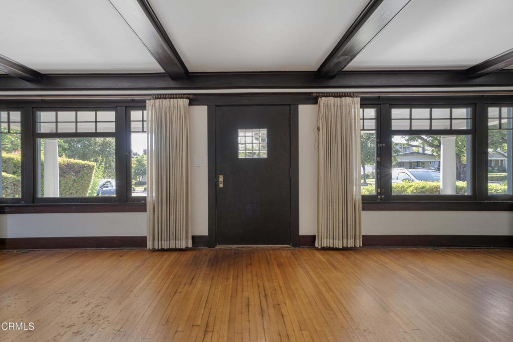 1224 Stratford Avenue