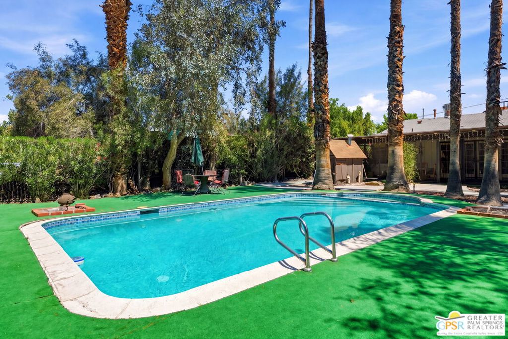 1339 E Camino Amapola
