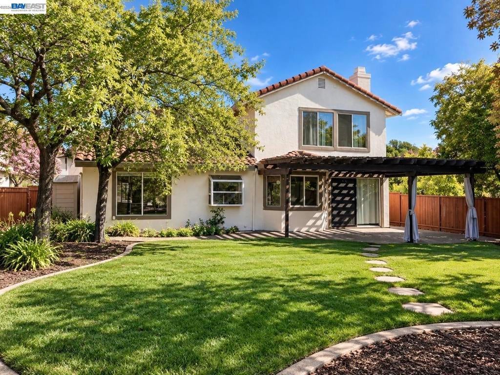 18734 Mt Lassen Dr