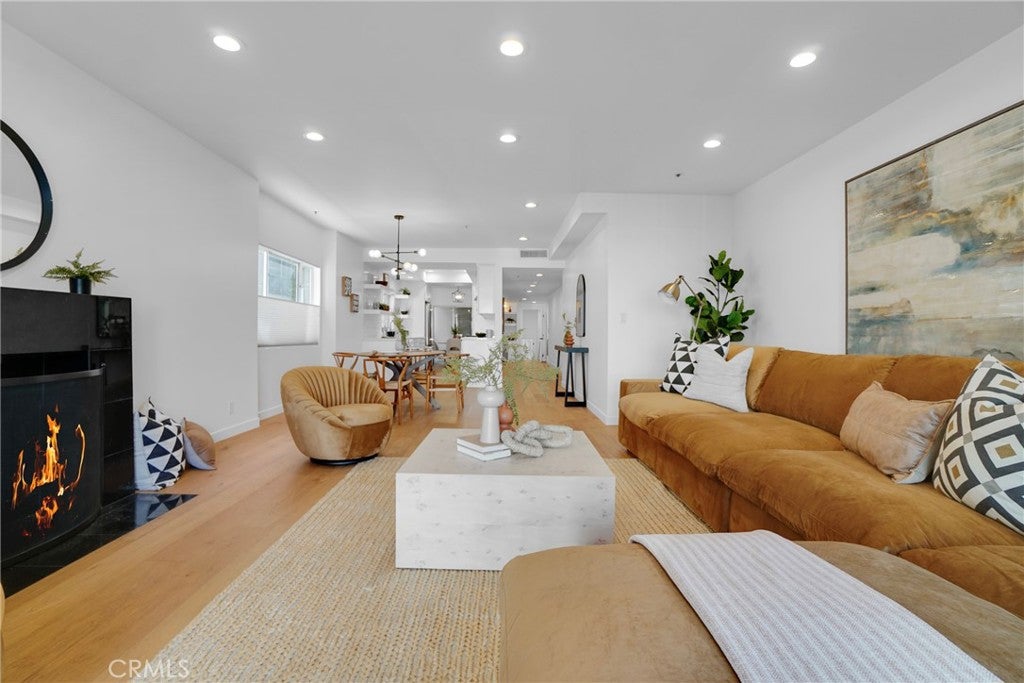 Photo of 1871 Greenfield Avenue #102, Los Angeles, CA 90025 (MLS # SR26212238)