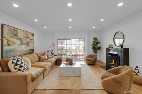 Photo of 1871 Greenfield Avenue #102, Los Angeles, CA 90025 (MLS # SR26212238)
