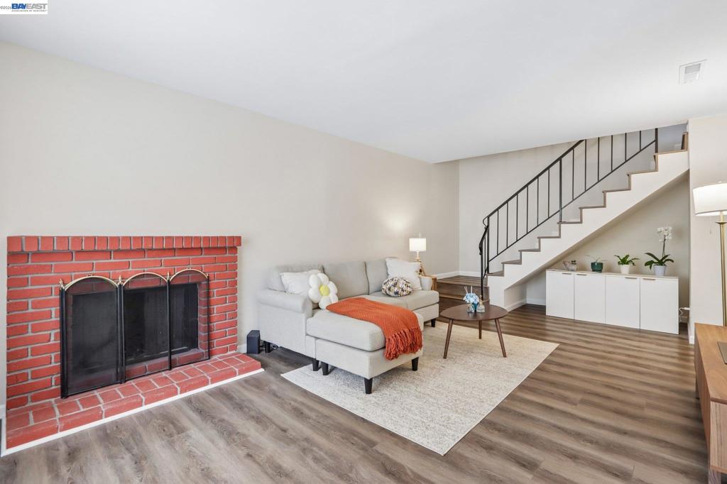 2537 Blue Rock Ct