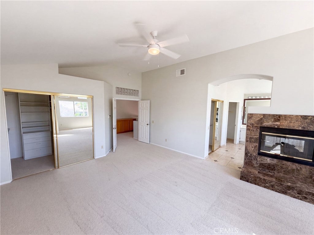 8932 Mesa Oak