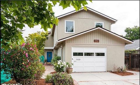 Photo of 2961 South Court, Palo Alto, CA 94306 (MLS # ML82038607)