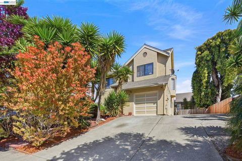 Photo of 1714 Chestnut Street St, Oakland, CA 94607 (MLS # 41131797)