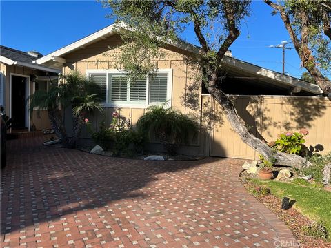 Photo of 6051 Flambeau Road, Rancho Palos Verdes, CA 90275 (MLS # SR25269115)