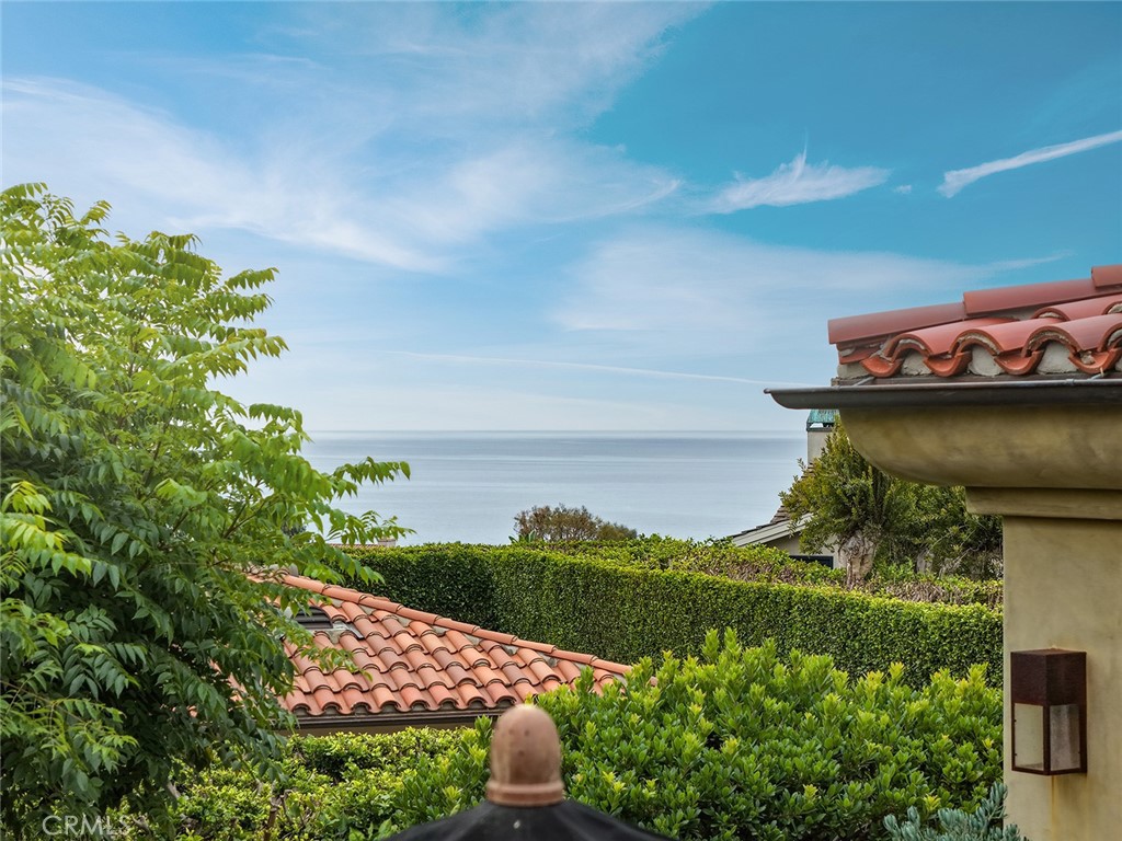 839 Emerald Bay