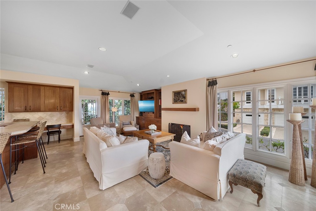 Emerald Bay (EB) - Residential Lease