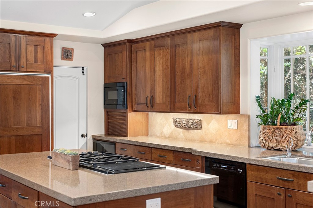 Emerald Bay (EB) - Residential Lease