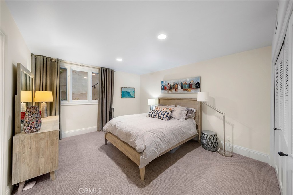 Emerald Bay (EB) - Residential Lease