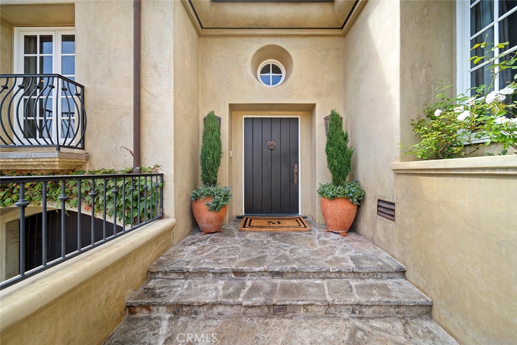 839 Emerald Bay