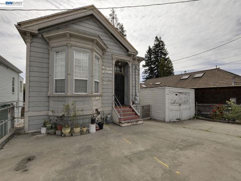 Photo of 2226 13th Ave Ave, Oakland, CA 94606 (MLS # 41132297)