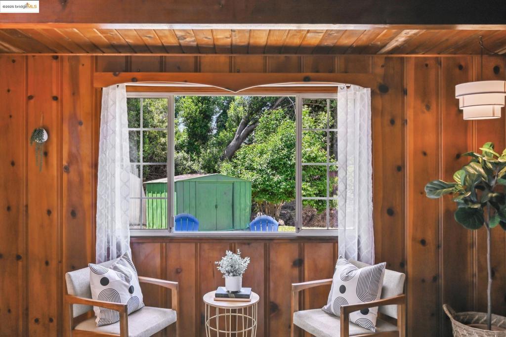 EL SOBRANTE - Residential