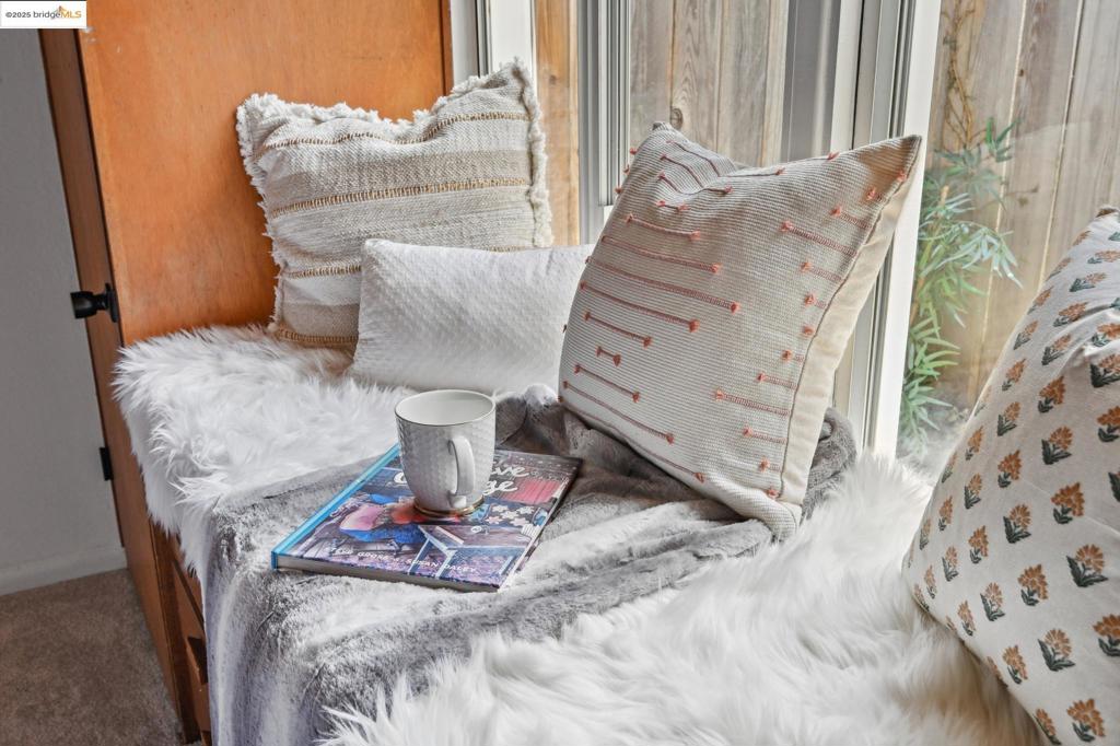 EL SOBRANTE - Residential