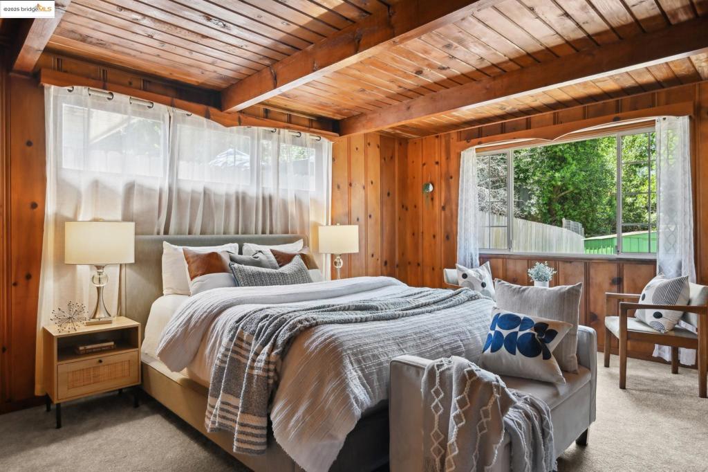 EL SOBRANTE - Residential