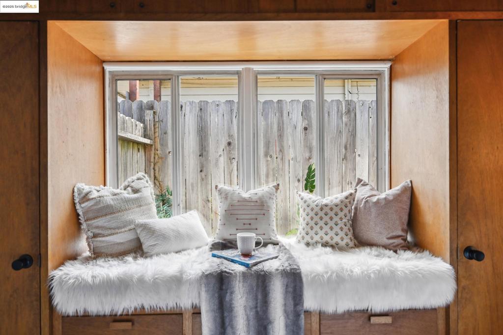 EL SOBRANTE - Residential