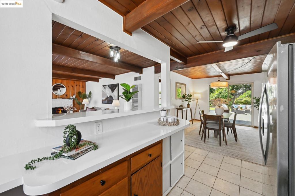 EL SOBRANTE - Residential