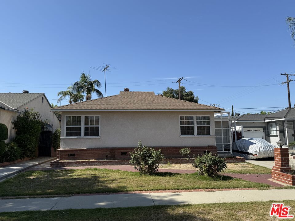 11308 Maxine Street