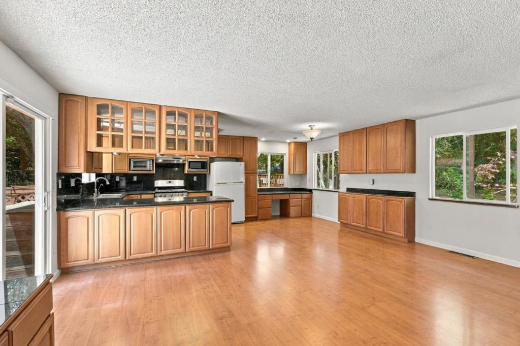 41 Grandview Avenue