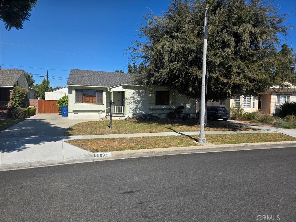 6509 E Harco