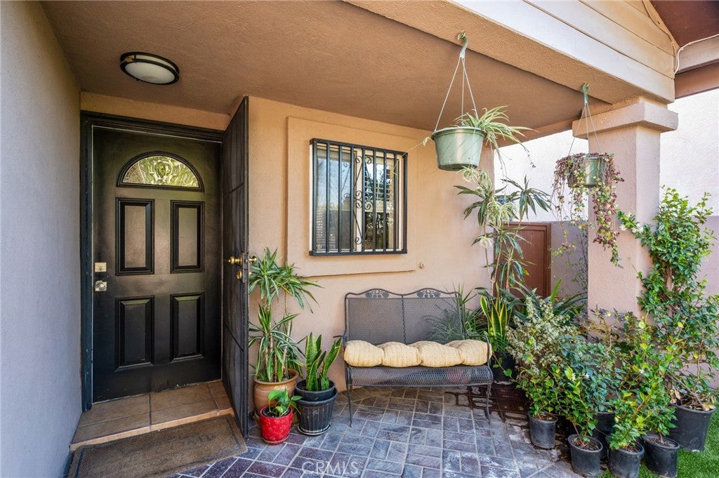 1606 E Sandison