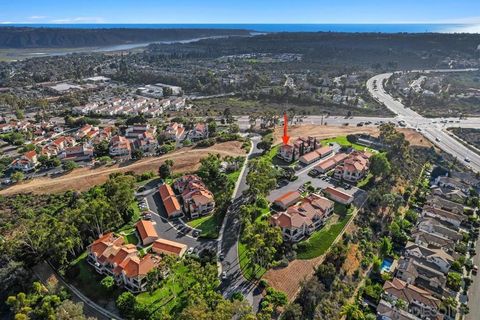 1914 Swallow Ln Carlsbad CA 92009