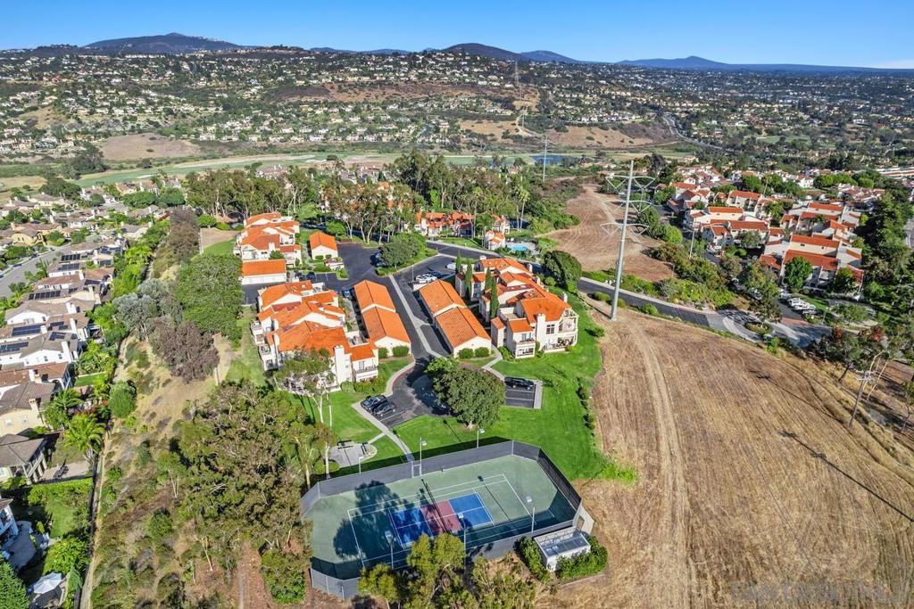 La Costa - Residential