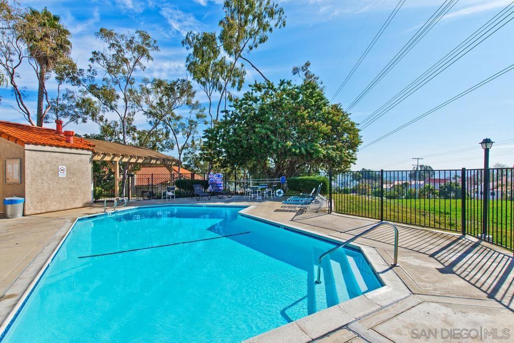 La Costa - Residential