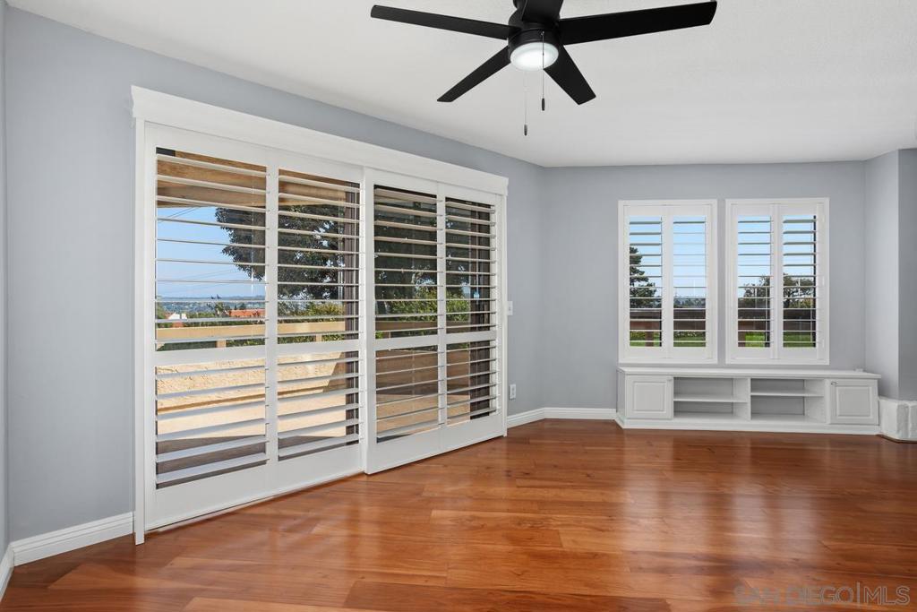 La Costa - Residential