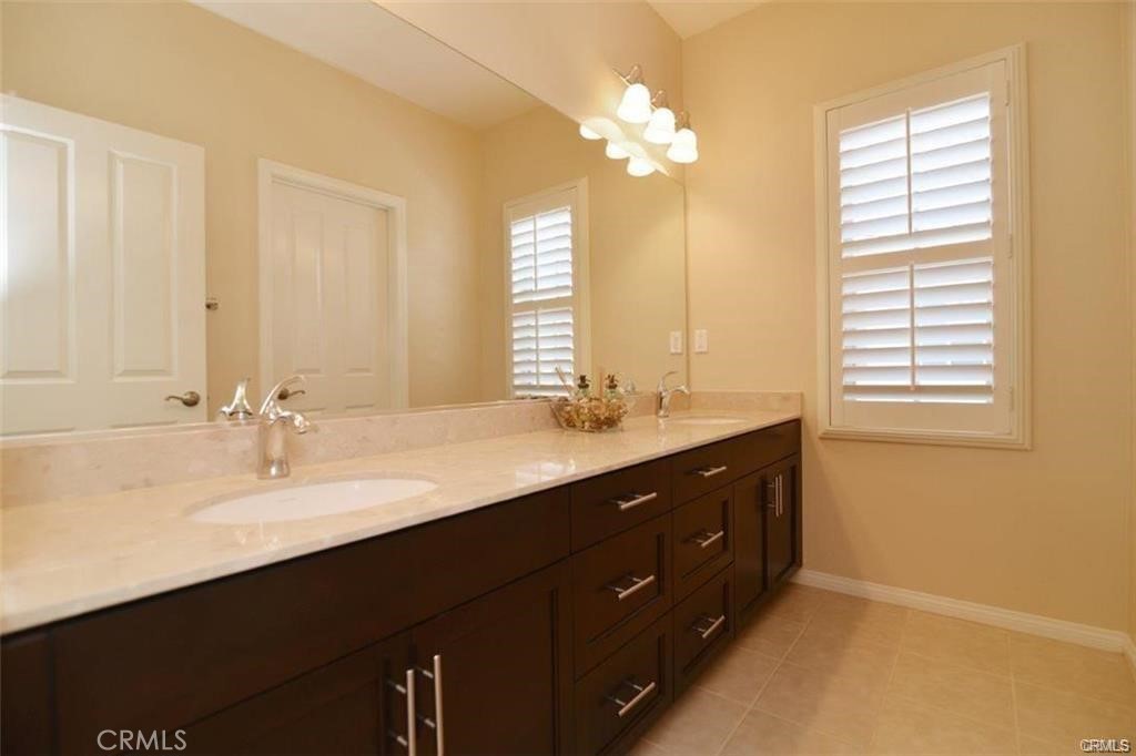 Santa Cruz (SCRUZ) - Residential Lease