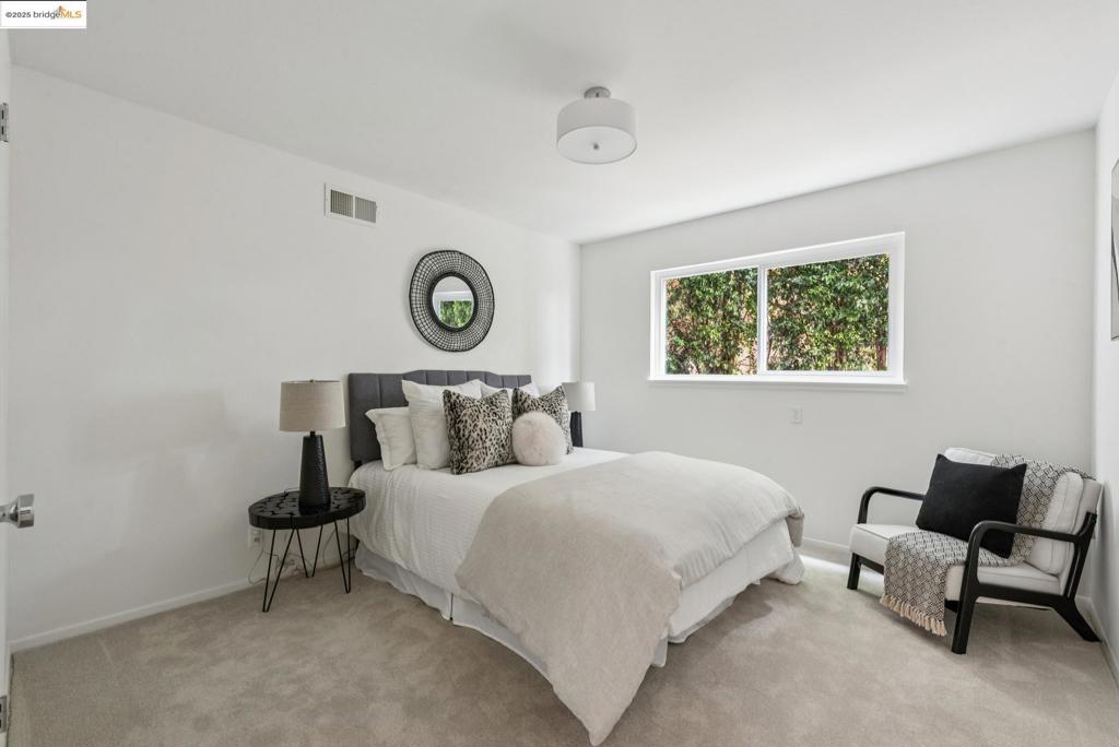 LINCOLN HEIGHTS - Residential